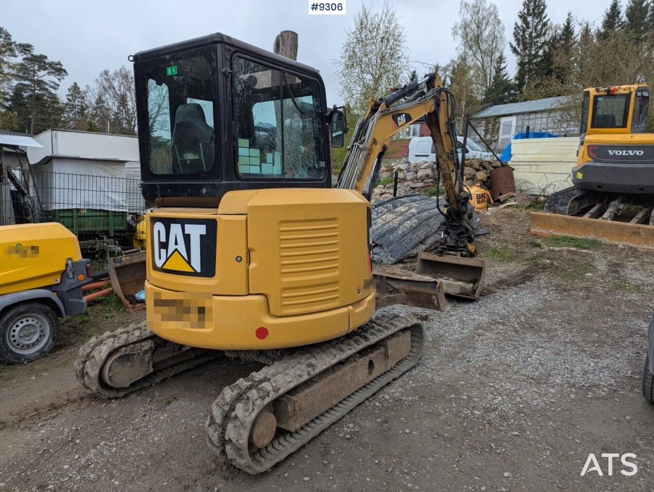 Mini excavator Cat 303.5E CR with tiltrotator and attachments (See Video) - Mini bager: slika 3 Mini excavator Cat 303.5E CR with tiltrotator and attachments (See Video) - Mini bager: slika 3