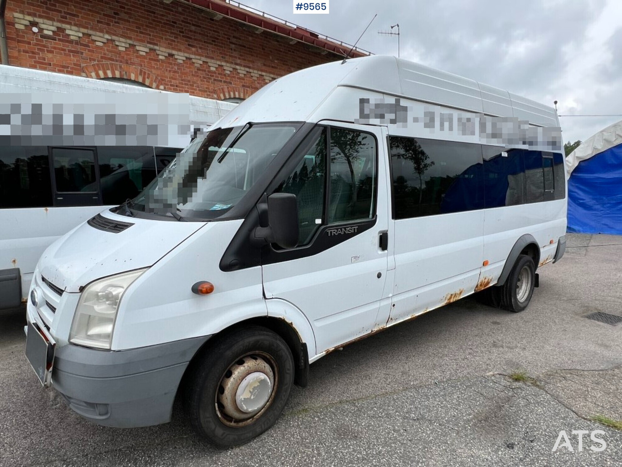 Minibus - 16-seater bus - FORD TRANSIT 430L 17-P B - Minibus, Potniški kombi: slika 1 Minibus - 16-seater bus - FORD TRANSIT 430L 17-P B - Minibus, Potniški kombi: slika 1