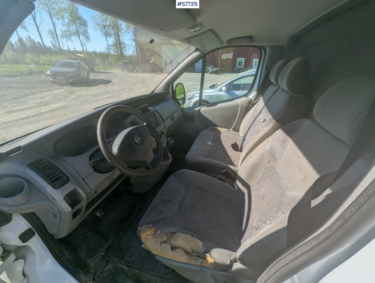 OPEL VIVARO BOX CAR 1.9 CDT - Furgon: slika 5 OPEL VIVARO BOX CAR 1.9 CDT - Furgon: slika 5