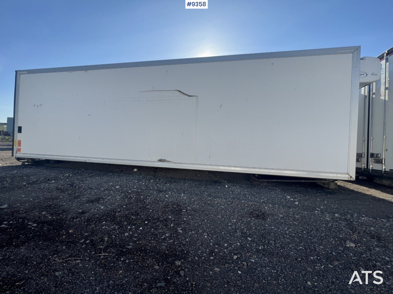 Refrigerated trailer cabinet FOKOR - Hladilno zamenljivo tovorišče: slika 3 Refrigerated trailer cabinet FOKOR - Hladilno zamenljivo tovorišče: slika 3