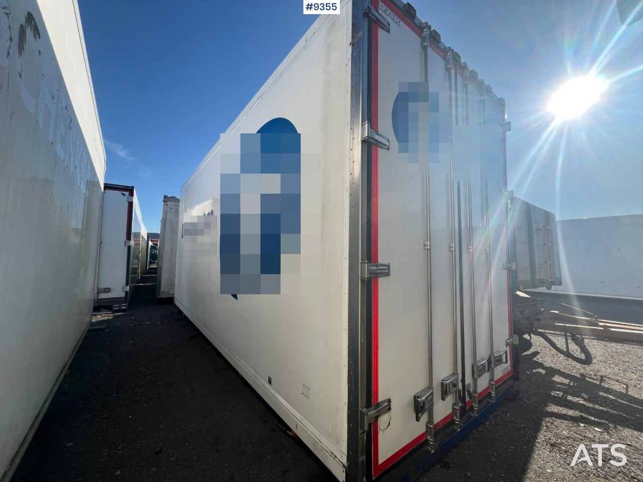 Refrigerated trailer cabinet VAK - Hladilno zamenljivo tovorišče: slika 3 Refrigerated trailer cabinet VAK - Hladilno zamenljivo tovorišče: slika 3