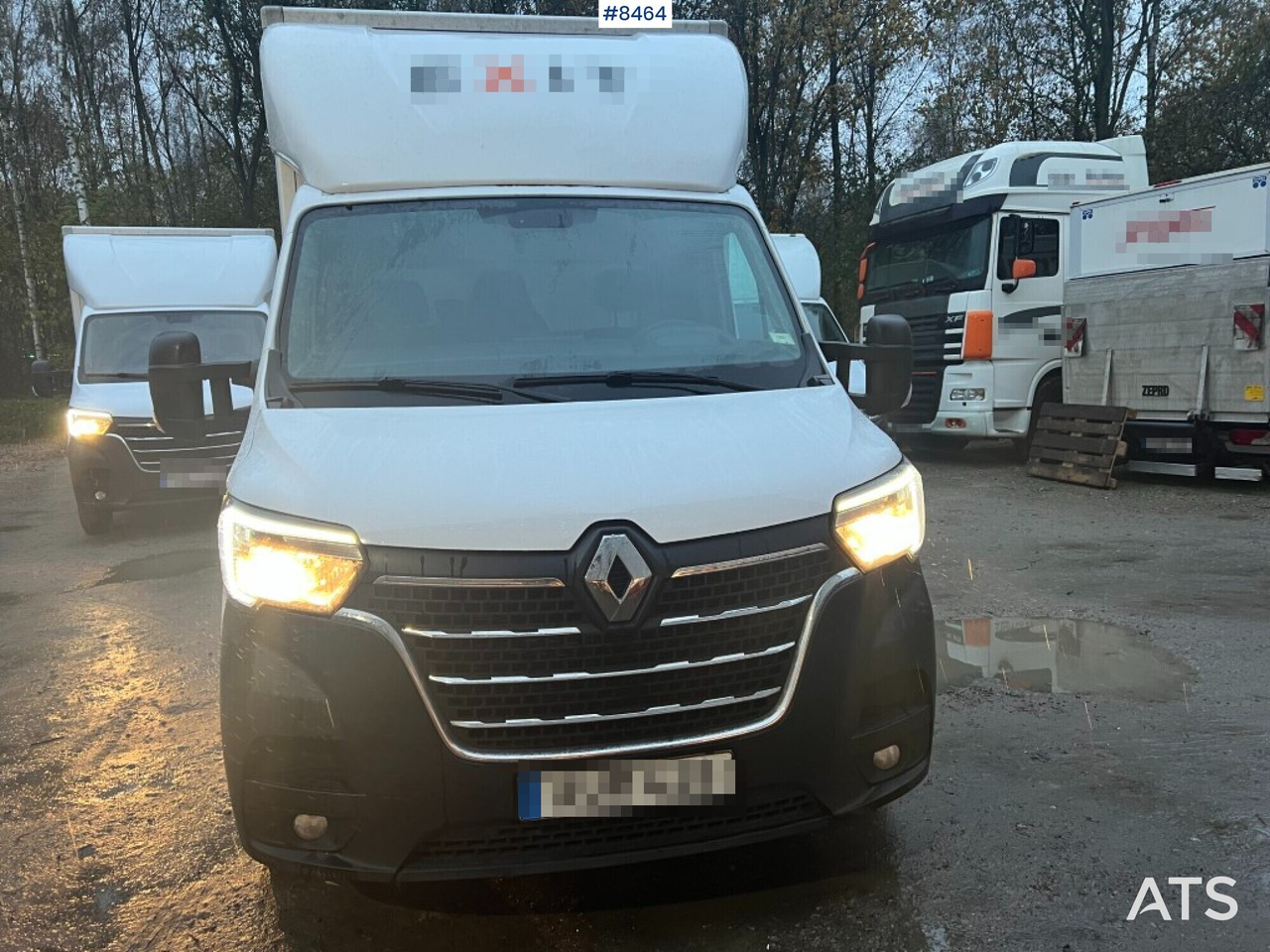 Dostavno vozilo z zabojnikom Renault master with tail lift: slika 9