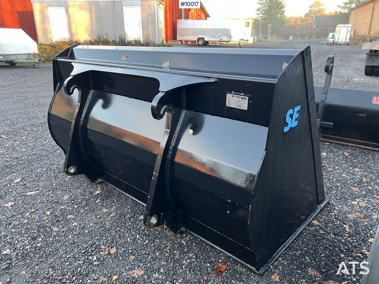 SE Equipment Bucket 2100L Large BM - Žlica za nakladalnik: slika 4 SE Equipment Bucket 2100L Large BM - Žlica za nakladalnik: slika 4