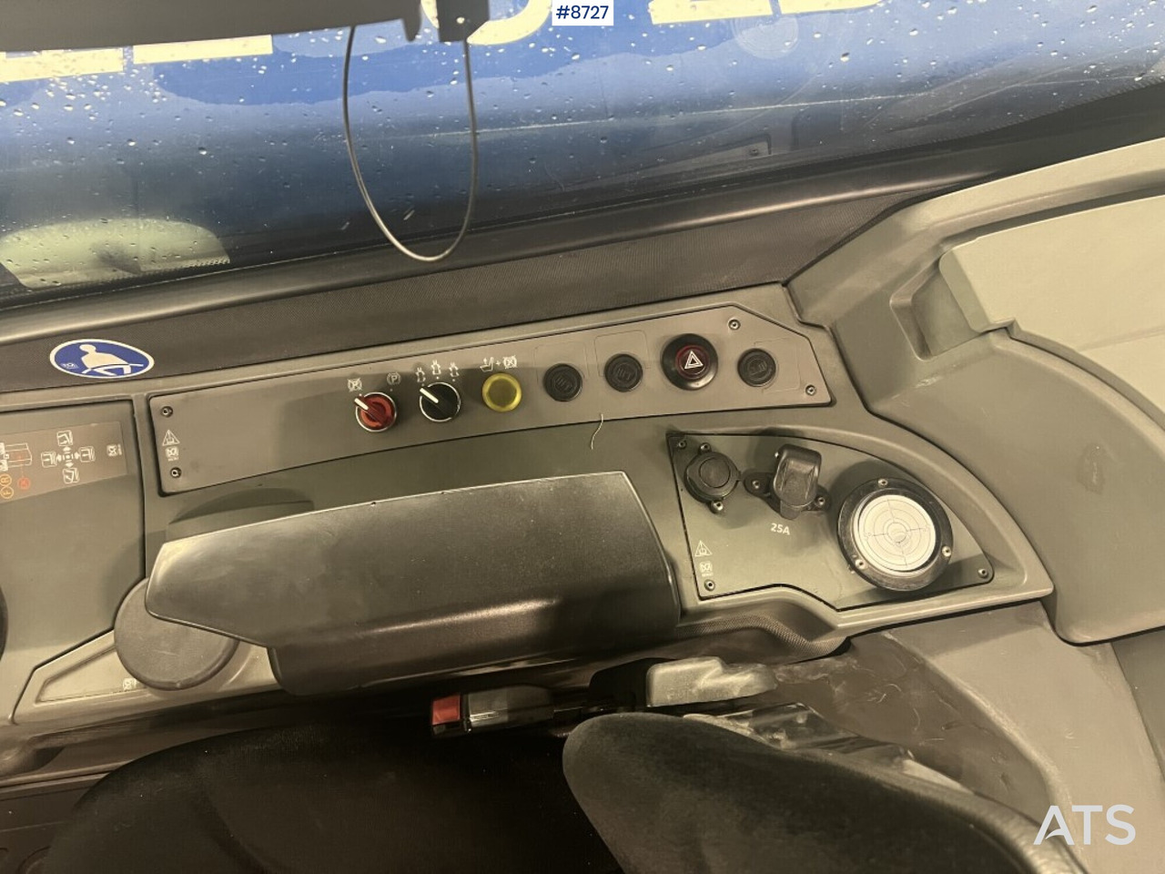 Teleskopski viličar Telescopic loader Merlo P27.6 plus: slika 25 Teleskopski viličar Telescopic loader Merlo P27.6 plus: slika 25