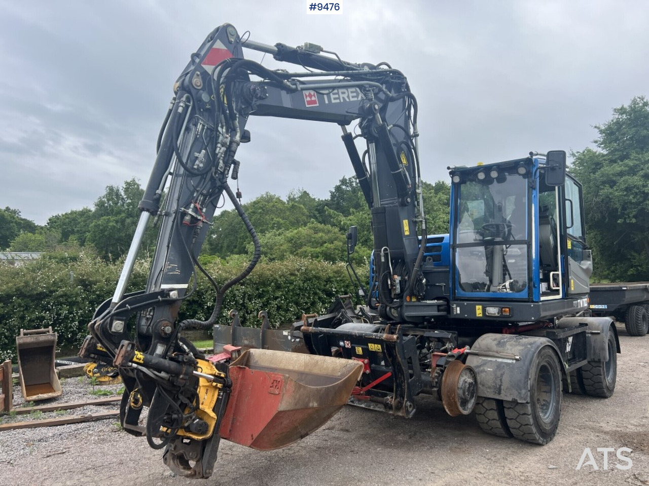 Terex TW 110 Railway machine (VIDEO) - Bager na kolesih: slika 1 Terex TW 110 Railway machine (VIDEO) - Bager na kolesih: slika 1