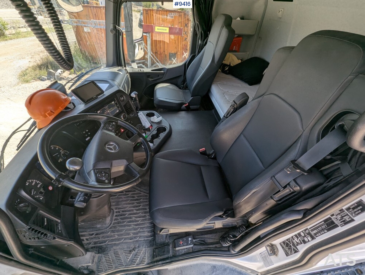 Tipper Truck Mercedes-Benz Arocs 6X2 - Tovornjak prekucnik: slika 5 Tipper Truck Mercedes-Benz Arocs 6X2 - Tovornjak prekucnik: slika 5