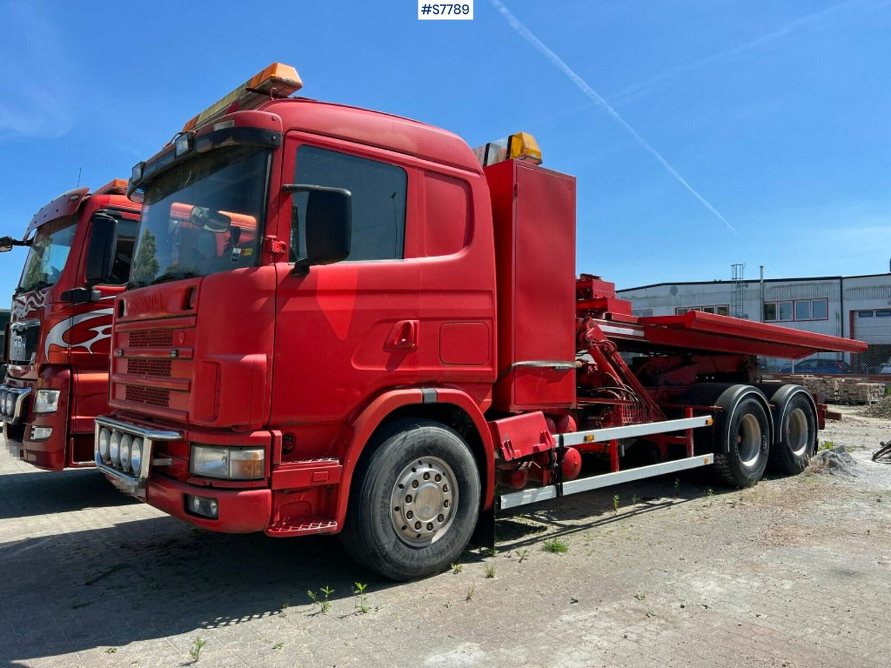 Tow truck with suspension device SCANIA R144 6X4 - Vlečno vozilo: slika 1 Tow truck with suspension device SCANIA R144 6X4 - Vlečno vozilo: slika 1