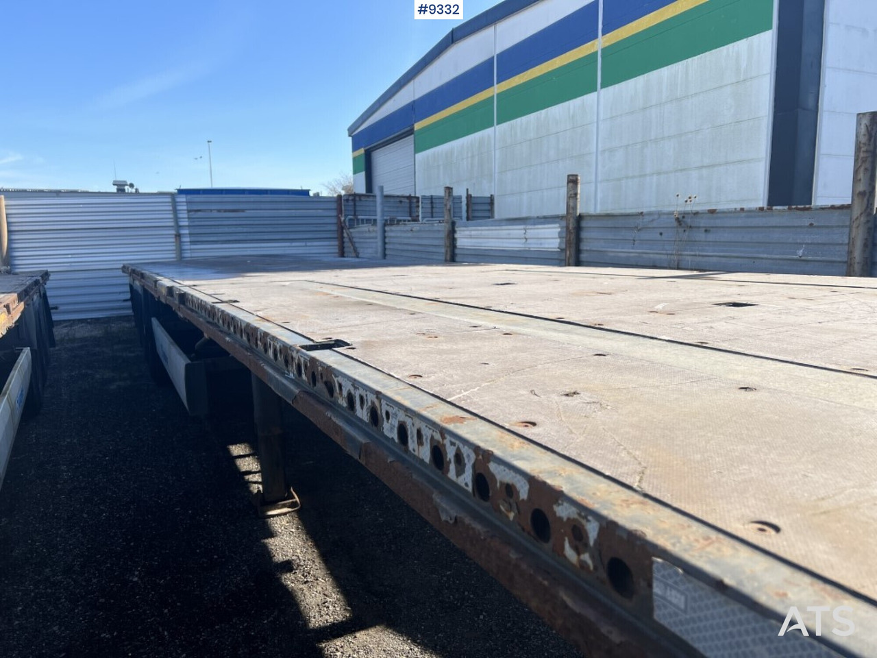 Trailer KRONE SD open flatbed - Polprikolica s kesonom: slika 2 Trailer KRONE SD open flatbed - Polprikolica s kesonom: slika 2