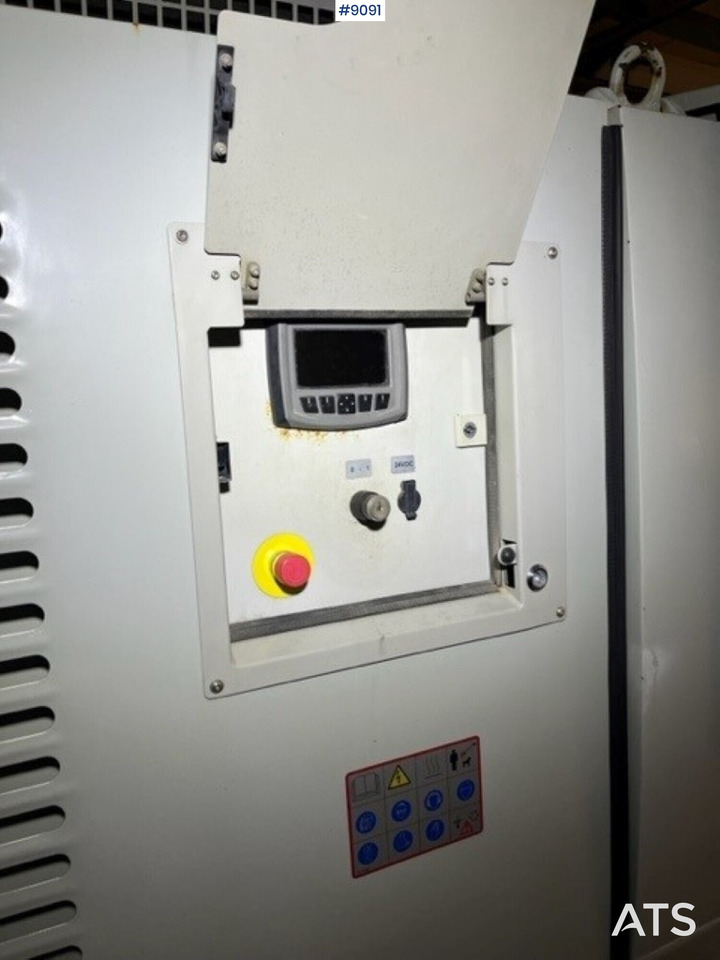 Ultrahigh-pressure cleaner unit - Dynajet UHP 220 2800/27T - Gradbena oprema: slika 4 Ultrahigh-pressure cleaner unit - Dynajet UHP 220 2800/27T - Gradbena oprema: slika 4