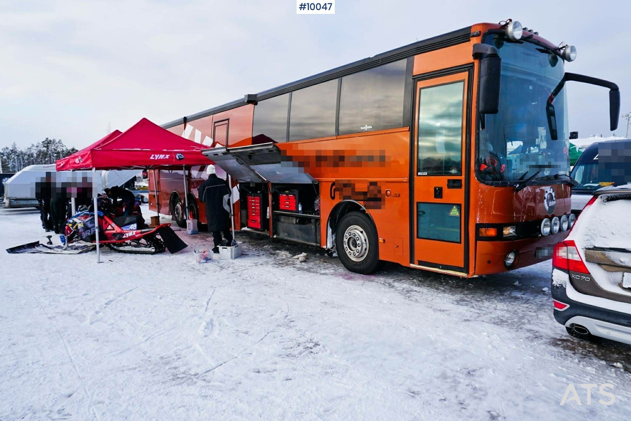 VOLVO B10M-70B Motorhome / Snowmobile bus with rear lift - Kombi avtodom: slika 1 VOLVO B10M-70B Motorhome / Snowmobile bus with rear lift - Kombi avtodom: slika 1