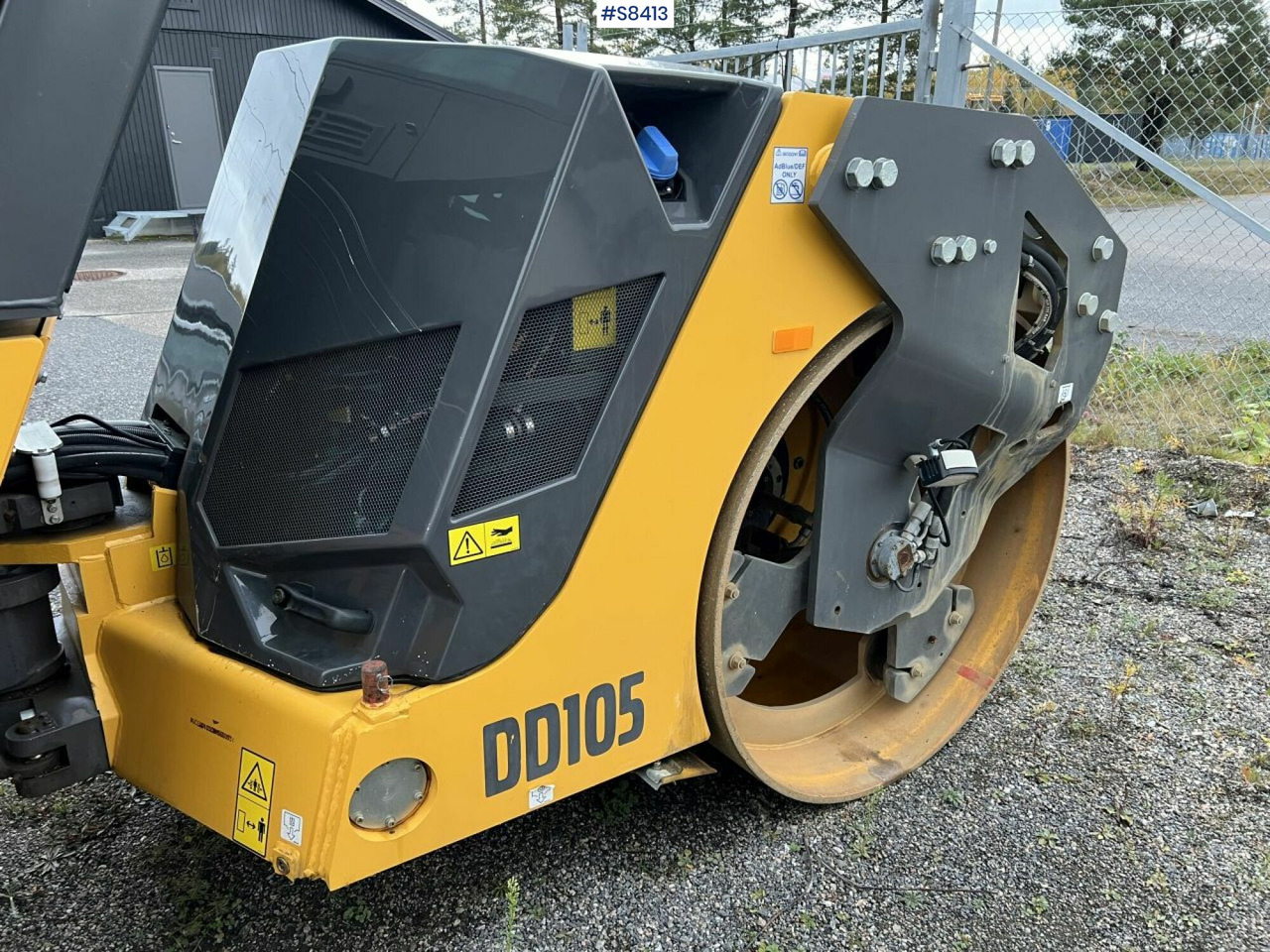 VOLVO DD105 Asphalt Compactor - Kompaktor: slika 4 VOLVO DD105 Asphalt Compactor - Kompaktor: slika 4