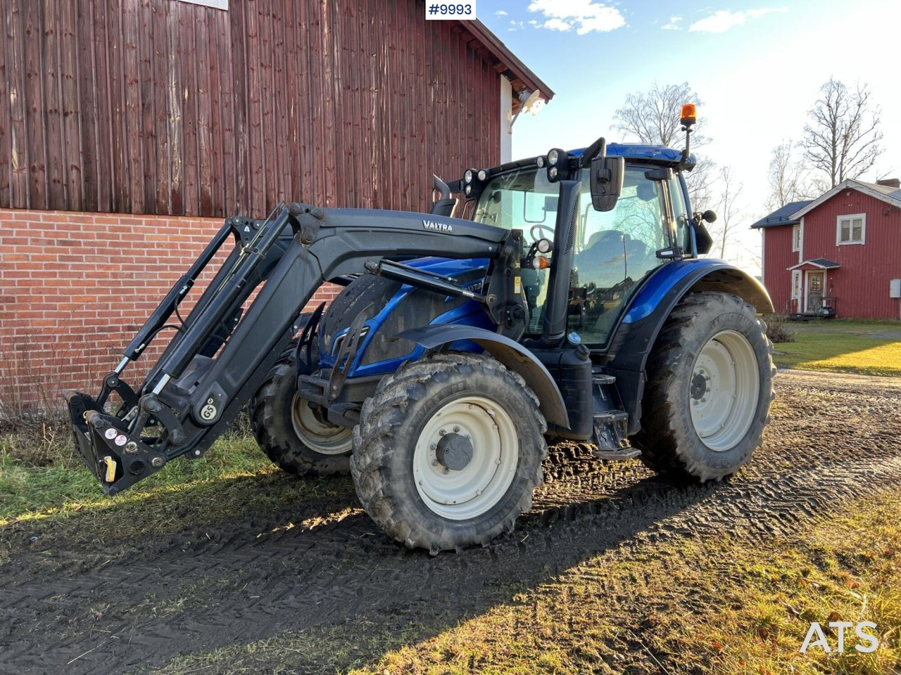 Valtra Versu N134 (VIDEO) - Traktor: slika 1 Valtra Versu N134 (VIDEO) - Traktor: slika 1