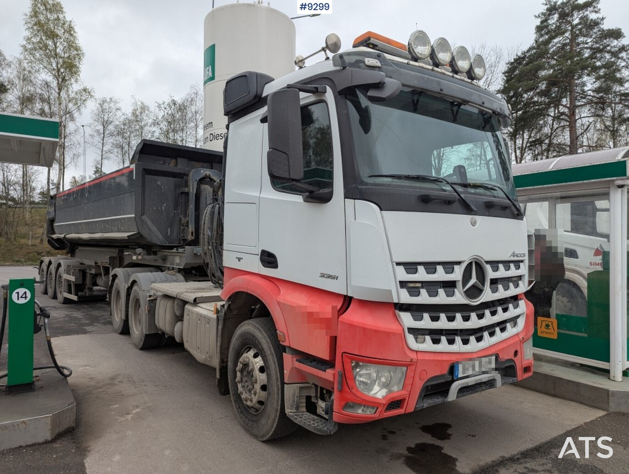 Tractor Unit Mercedes-Benz Arocs 3351 6x4 with tipper trailer - Vlačilec: slika 2 Tractor Unit Mercedes-Benz Arocs 3351 6x4 with tipper trailer - Vlačilec: slika 2