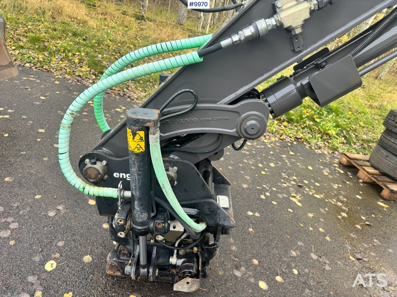 Volvo ECR88D crawler excavator with rotor tilt, 3 buckets, and ripper. 910 hours! - Bager goseničar: slika 4 Volvo ECR88D crawler excavator with rotor tilt, 3 buckets, and ripper. 910 hours! - Bager goseničar: slika 4