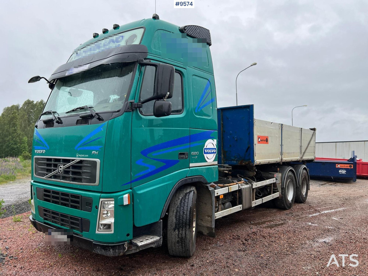Volvo FH 520 6X4 Quick lock with flatbed - Tovornjak s kesonom: slika 1 Volvo FH 520 6X4 Quick lock with flatbed - Tovornjak s kesonom: slika 1