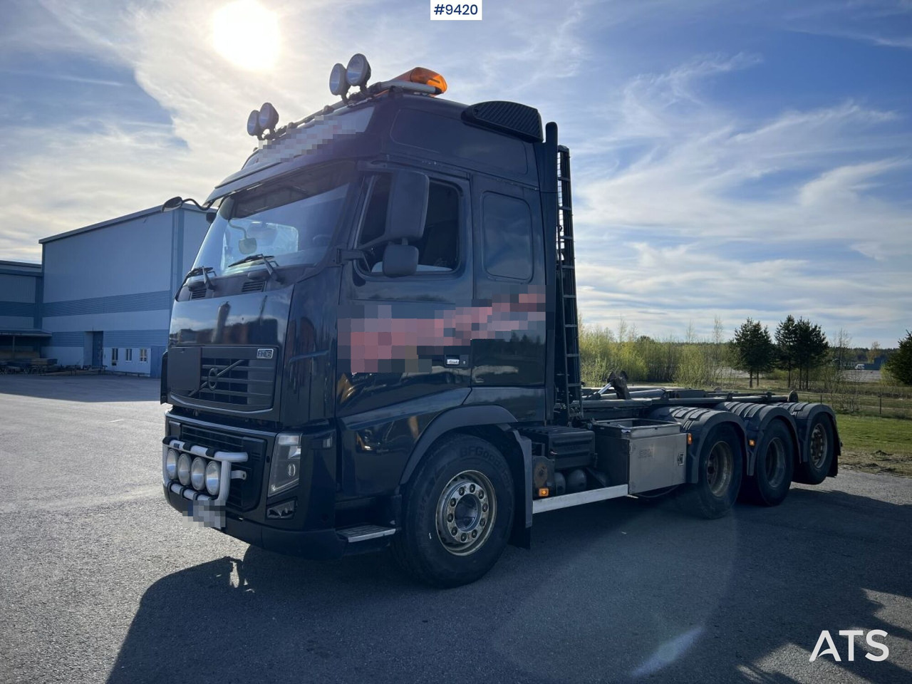 Volvo FH16 8*4 Tridem Hooklift - Kotalni prekucni tovornjak: slika 1 Volvo FH16 8*4 Tridem Hooklift - Kotalni prekucni tovornjak: slika 1