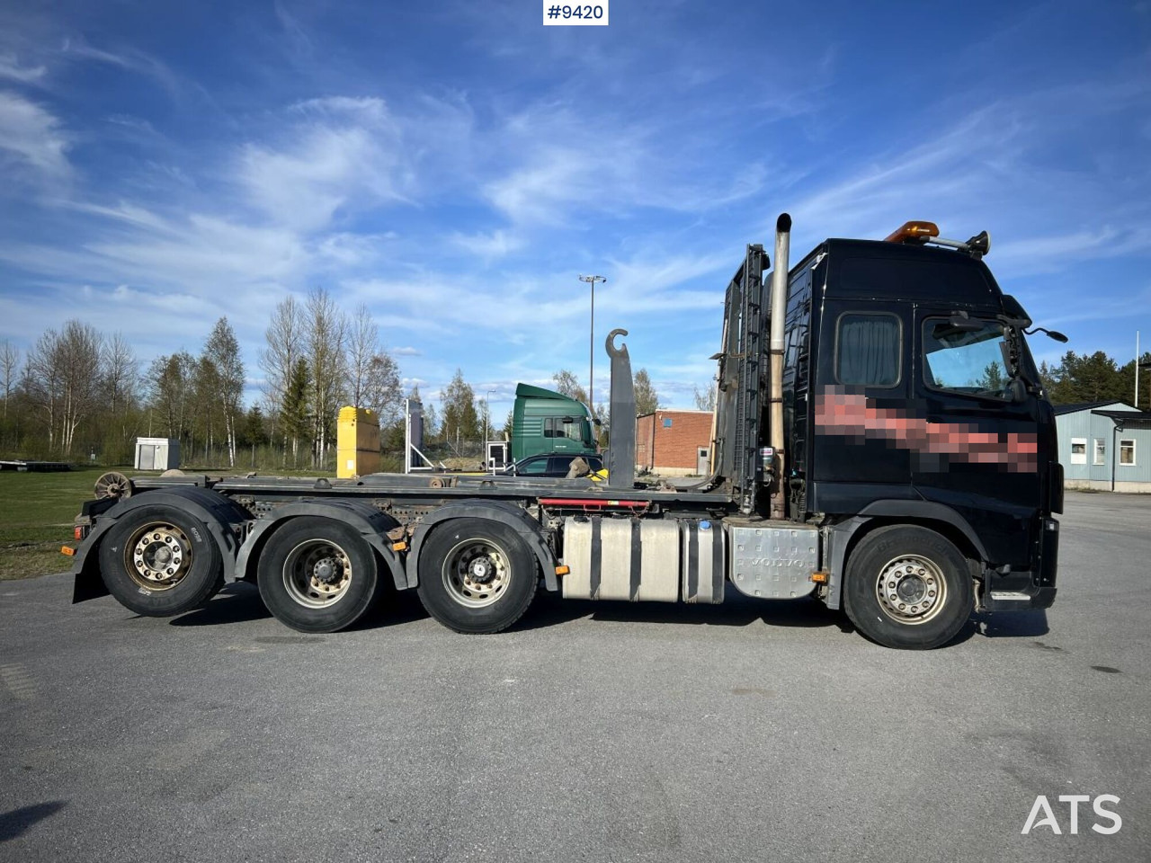 Volvo FH16 8*4 Tridem Hooklift - Kotalni prekucni tovornjak: slika 3 Volvo FH16 8*4 Tridem Hooklift - Kotalni prekucni tovornjak: slika 3