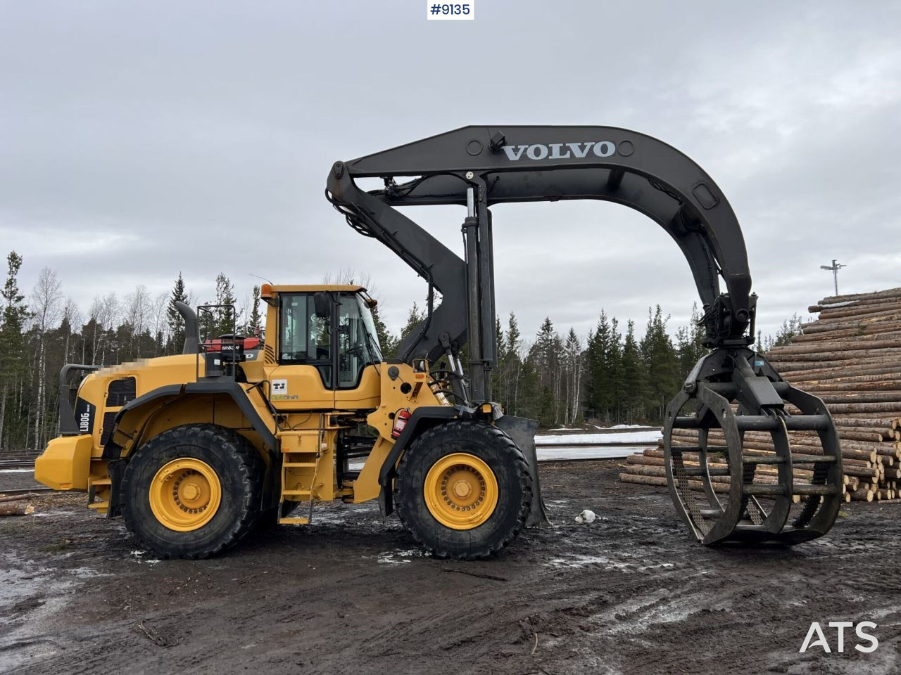 Volvo L 180 G High lifter / Log handler (VIDEO) - Kolesni nakladalec: slika 3 Volvo L 180 G High lifter / Log handler (VIDEO) - Kolesni nakladalec: slika 3
