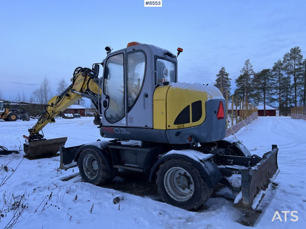 Wacker Neuson 9503 Wheeled excavator, wagon and gears - Bager na kolesih: slika 2 Wacker Neuson 9503 Wheeled excavator, wagon and gears - Bager na kolesih: slika 2