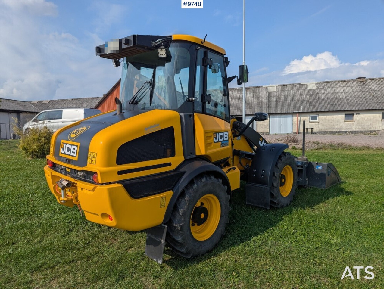 Wheel loader JCB 409 Stage V Nordic Edition 40km/h with attachments - Kolesni nakladalec: slika 3 Wheel loader JCB 409 Stage V Nordic Edition 40km/h with attachments - Kolesni nakladalec: slika 3