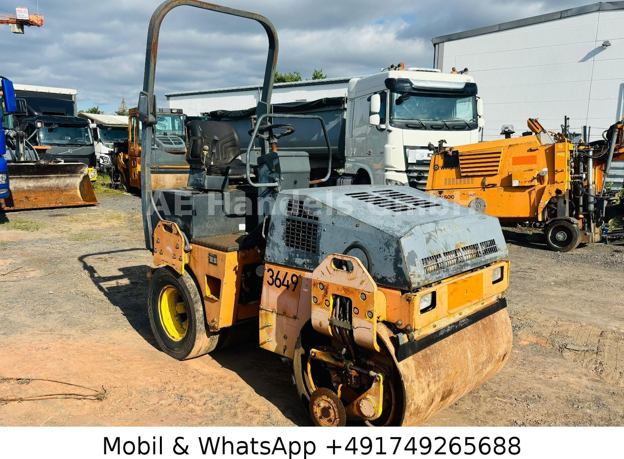 BOMAG Vibrokombiwalze BW 135 AC *Wasserkühlung - Kombinirani valjar: slika 3 BOMAG Vibrokombiwalze BW 135 AC *Wasserkühlung - Kombinirani valjar: slika 3