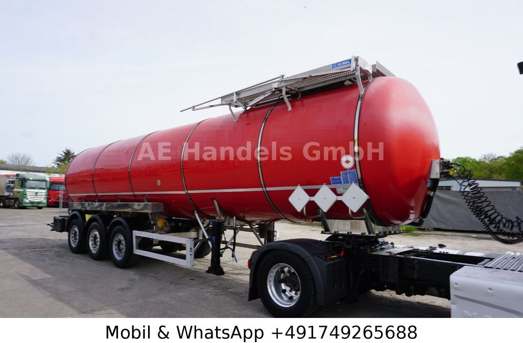 Feldbinder TSA 32.3 Aluminium Bitumen*ADR/32.000Ltr./3-Axle - Polprikolica cisterna: slika 1 Feldbinder TSA 32.3 Aluminium Bitumen*ADR/32.000Ltr./3-Axle - Polprikolica cisterna: slika 1