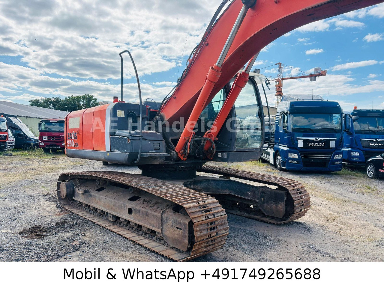 Hitachi ZX250LCN-3 *16.800 STD/Monoausleger/OilQuick - Bager goseničar: slika 2 Hitachi ZX250LCN-3 *16.800 STD/Monoausleger/OilQuick - Bager goseničar: slika 2