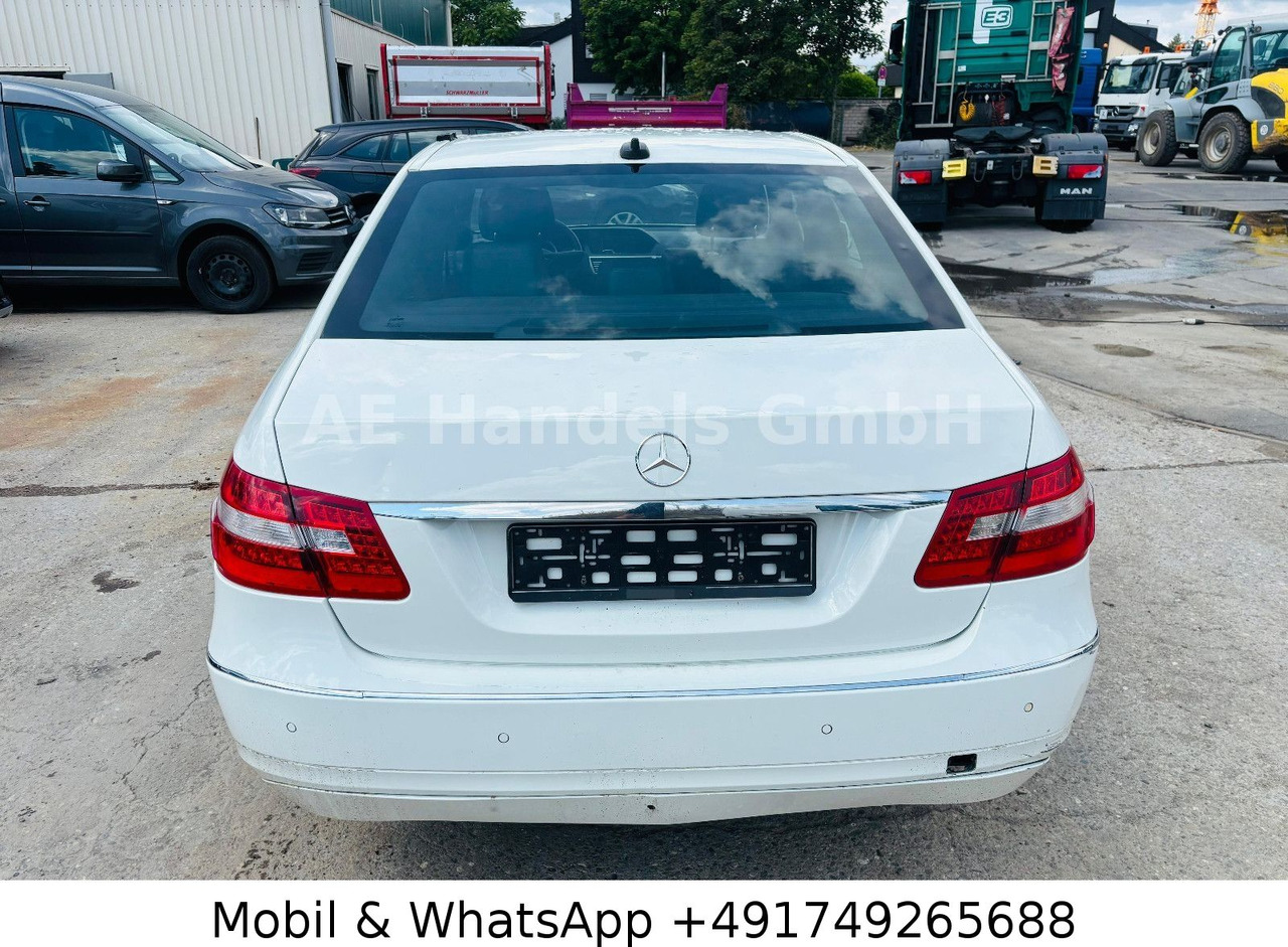 Mercedes-Benz E 200 CDI BlueEFFICIENCY ELEGANCE *PDC/Tempomat - Limuzina: slika 3 Mercedes-Benz E 200 CDI BlueEFFICIENCY ELEGANCE *PDC/Tempomat - Limuzina: slika 3