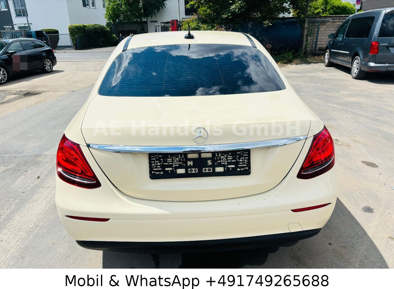 Mercedes-Benz E 220 d *Leder / Sitzheizung / Tempomat - Limuzina: slika 4 Mercedes-Benz E 220 d *Leder / Sitzheizung / Tempomat - Limuzina: slika 4