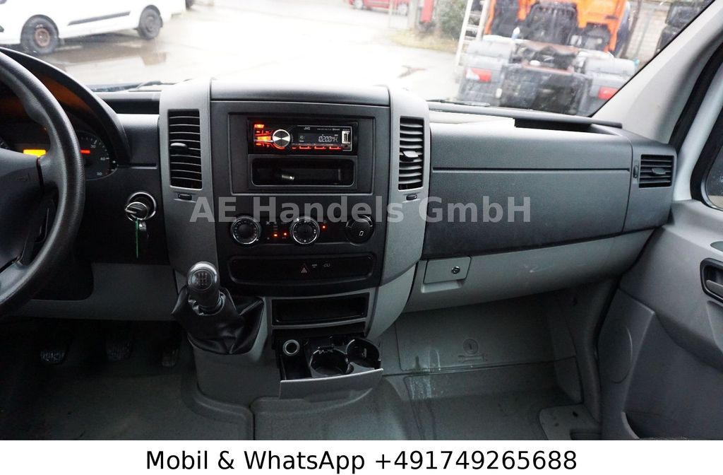 Dostavno vozilo prekucnik, Dostavno vozilo z dvojno kabino Mercedes-Benz Sprinter III 416 Doka *Manual/Klima/AHK/5To.: slika 27