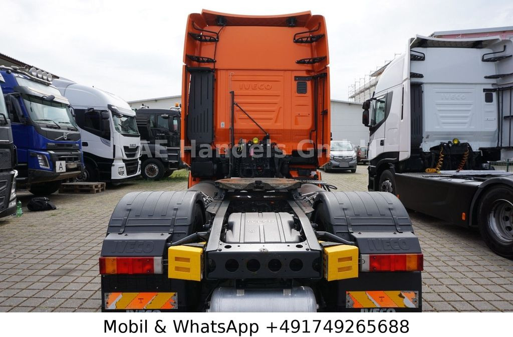 Iveco Stralis NP 400 Hi-Way BL LNG*Retarder/Standklima - Vlačilec: slika 3 Iveco Stralis NP 400 Hi-Way BL LNG*Retarder/Standklima - Vlačilec: slika 3