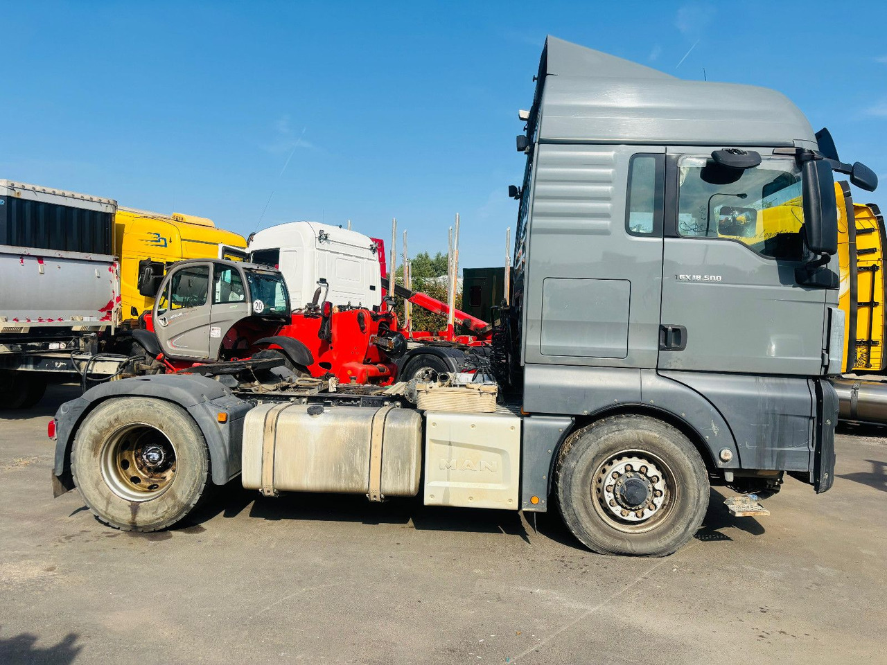 MAN TGX 18.500 XLX BL HydroDrive 4x4 *Pritarder/Hydr - Vlačilec: slika 2 MAN TGX 18.500 XLX BL HydroDrive 4x4 *Pritarder/Hydr - Vlačilec: slika 2