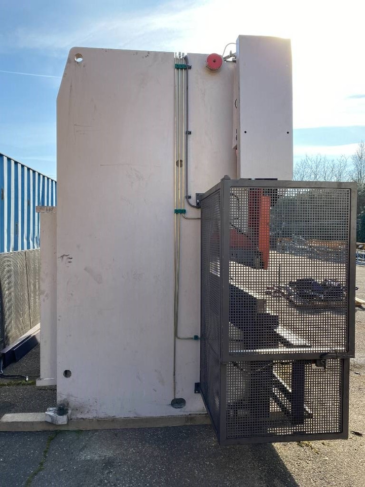 BEYELER Presse/Plieuse PR6 2000KNx4100MM endommagé - Strojno orodje: slika 2 BEYELER Presse/Plieuse PR6 2000KNx4100MM endommagé - Strojno orodje: slika 2