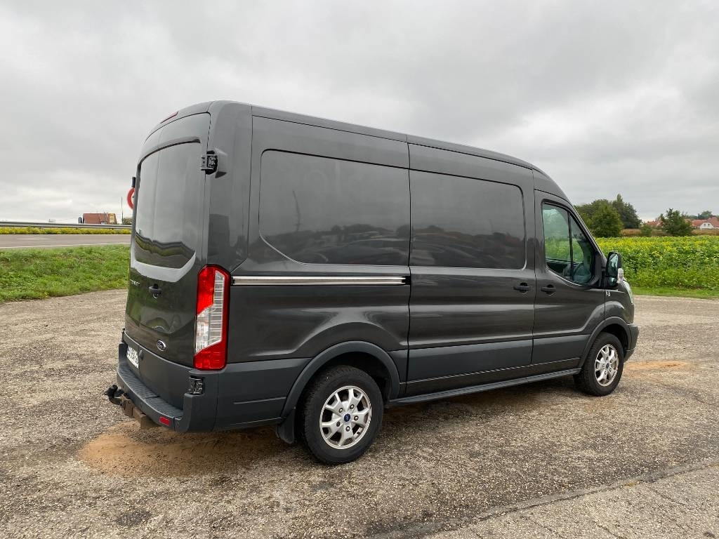 Ford TRANSIT L2H2 2.0 TDCI EcoBlue 130 A Réparer - Dostavno vozilo z zabojnikom: slika 4 Ford TRANSIT L2H2 2.0 TDCI EcoBlue 130 A Réparer - Dostavno vozilo z zabojnikom: slika 4