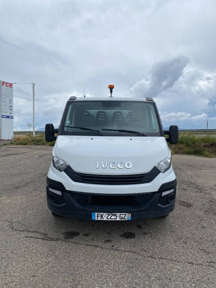 Iveco DAILY 35-140 C14 2.3D/140 / JPM VULCAIN endommagé - Dostavno vozilo prekucnik, Dostavno vozilo z dvojno kabino: slika 3 Iveco DAILY 35-140 C14 2.3D/140 / JPM VULCAIN endommagé - Dostavno vozilo prekucnik, Dostavno vozilo z dvojno kabino: slika 3