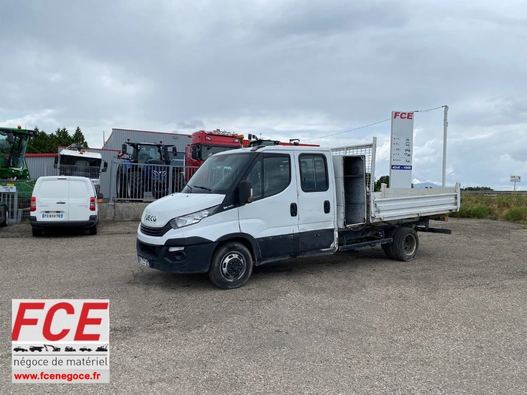 Iveco DAILY 35-140 C14 2.3D/140 / JPM VULCAIN endommagé - Dostavno vozilo prekucnik, Dostavno vozilo z dvojno kabino: slika 1 Iveco DAILY 35-140 C14 2.3D/140 / JPM VULCAIN endommagé - Dostavno vozilo prekucnik, Dostavno vozilo z dvojno kabino: slika 1