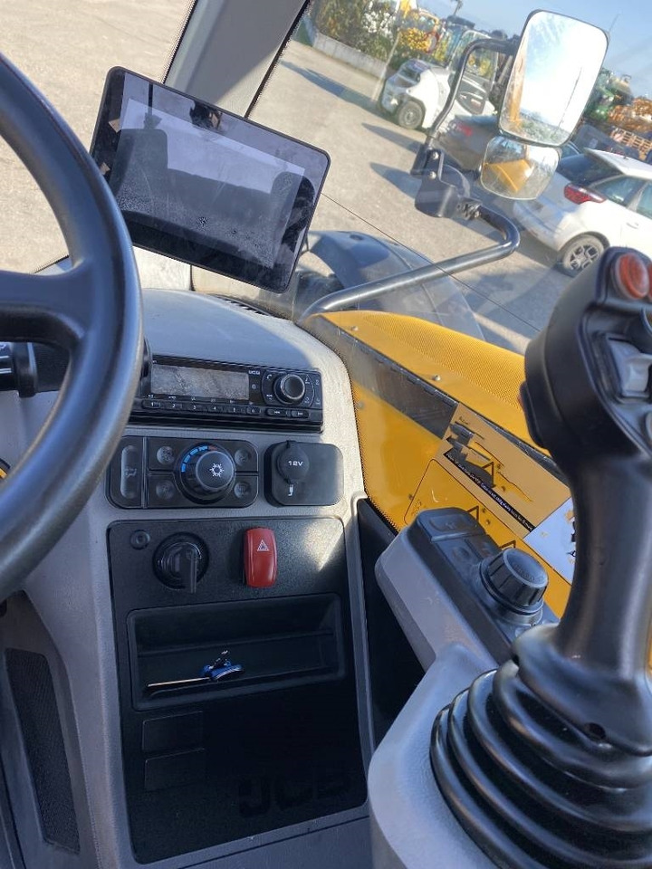 JCB 532-X-70AGX DualTech/Origine Française endommagé - Teleskopski kolesni nakladalnik: slika 3 JCB 532-X-70AGX DualTech/Origine Française endommagé - Teleskopski kolesni nakladalnik: slika 3