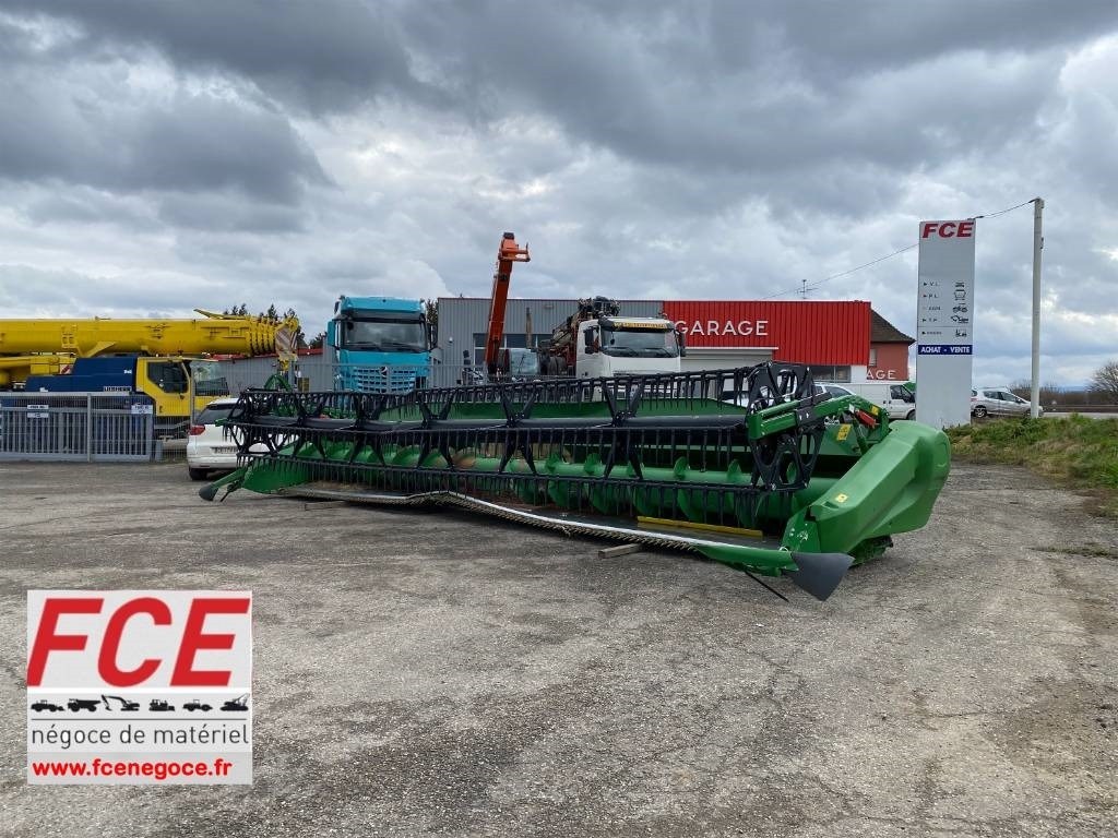 John Deere 730 X Origine Françaises endommagée - Priključek za kombajn: slika 1 John Deere 730 X Origine Françaises endommagée - Priključek za kombajn: slika 1