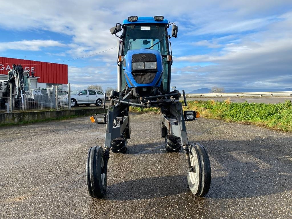 Landini REX R70V Enjambeur a Grand dégagement endommagé - Traktor: slika 2 Landini REX R70V Enjambeur a Grand dégagement endommagé - Traktor: slika 2