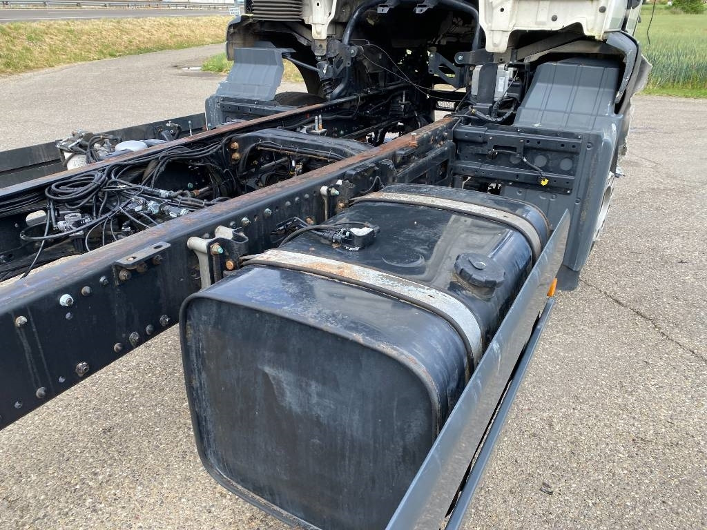 Tovornjak-šasija MAN TGS 18.320 *VENDU SANS MOTEUR NI BOITE DE VITESSE*: slika 48