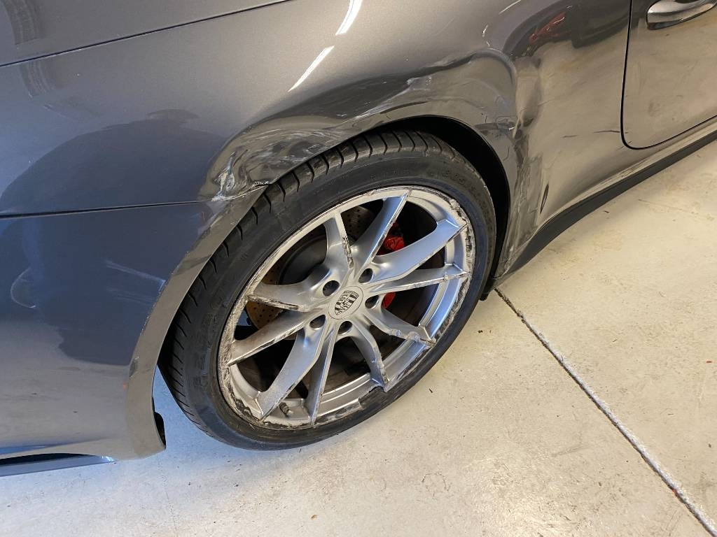 Avtomobil Porsche 911 CARRERA 4 TARGA (991) 3.0i 370 PDK7 endommagée: slika 30 Avtomobil Porsche 911 CARRERA 4 TARGA (991) 3.0i 370 PDK7 endommagée: slika 30