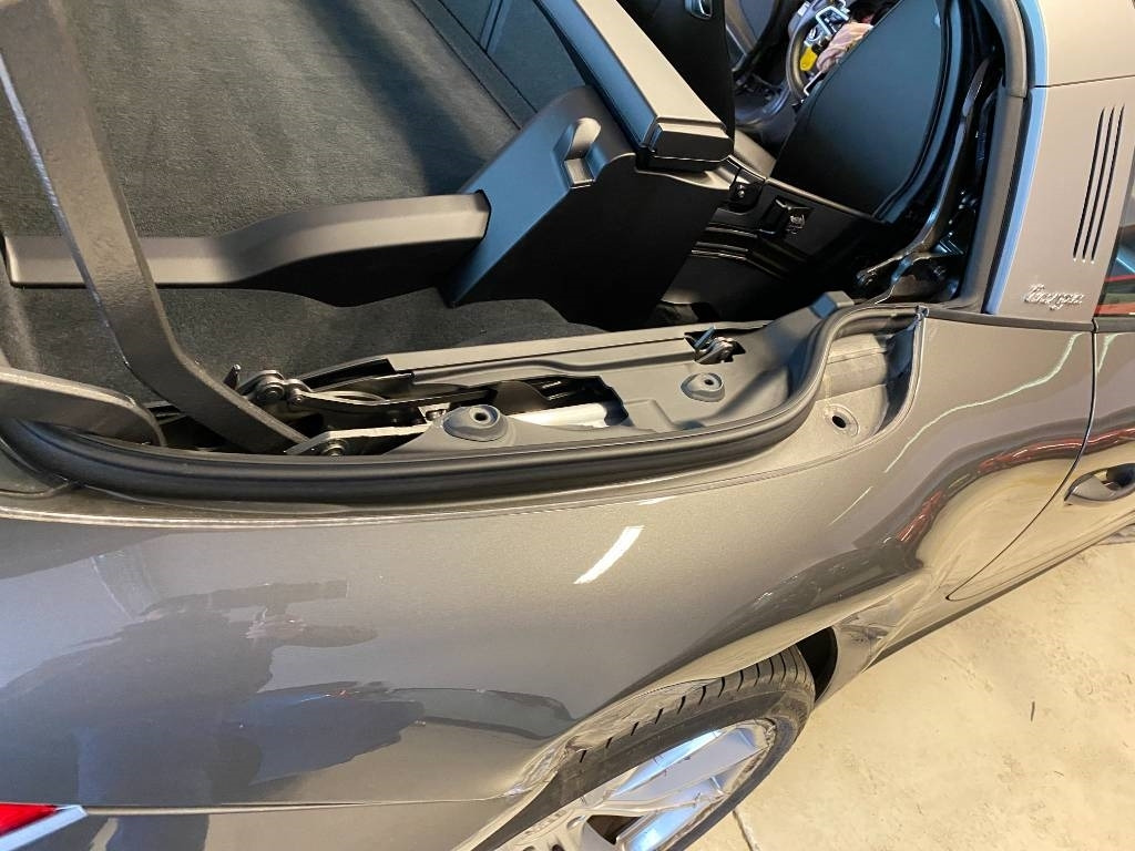 Avtomobil Porsche 911 CARRERA 4 TARGA (991) 3.0i 370 PDK7 endommagée: slika 48 Avtomobil Porsche 911 CARRERA 4 TARGA (991) 3.0i 370 PDK7 endommagée: slika 48