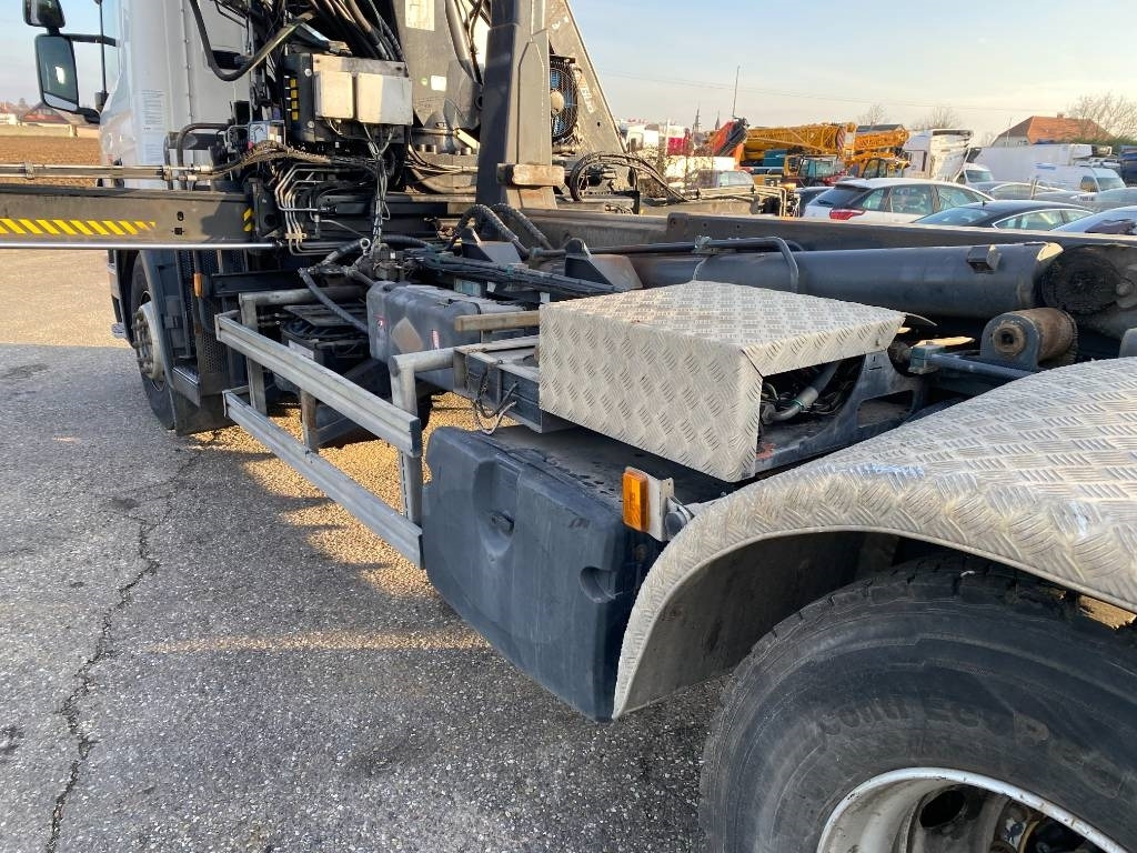 Kotalni prekucni tovornjak Scania P360/HYVALIFT/HIAB 144B a réparer: slika 46 Kotalni prekucni tovornjak Scania P360/HYVALIFT/HIAB 144B a réparer: slika 46