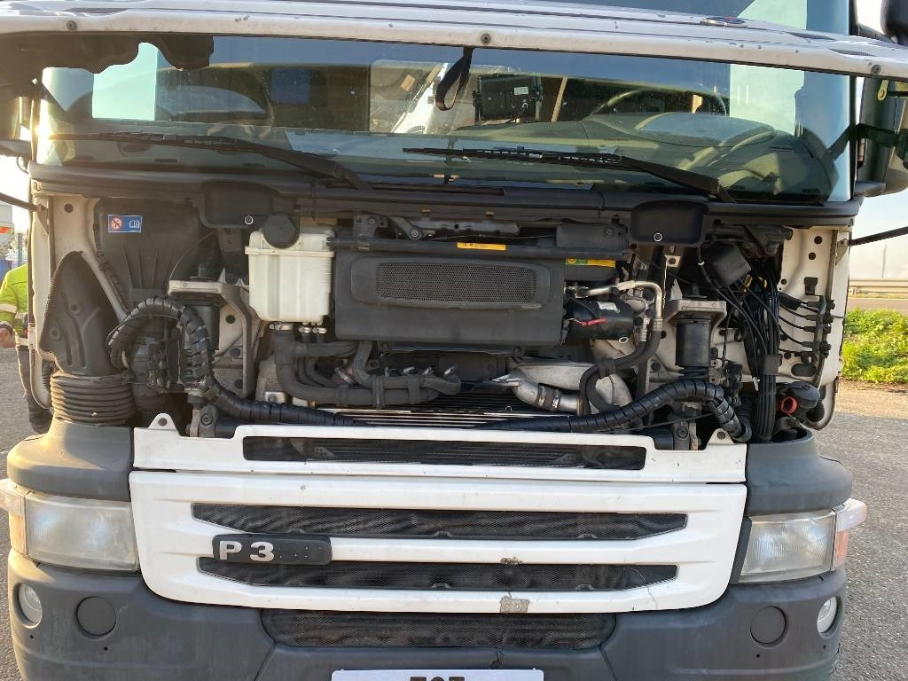 Kotalni prekucni tovornjak Scania P360/HYVALIFT/HIAB 144B a réparer: slika 37 Kotalni prekucni tovornjak Scania P360/HYVALIFT/HIAB 144B a réparer: slika 37