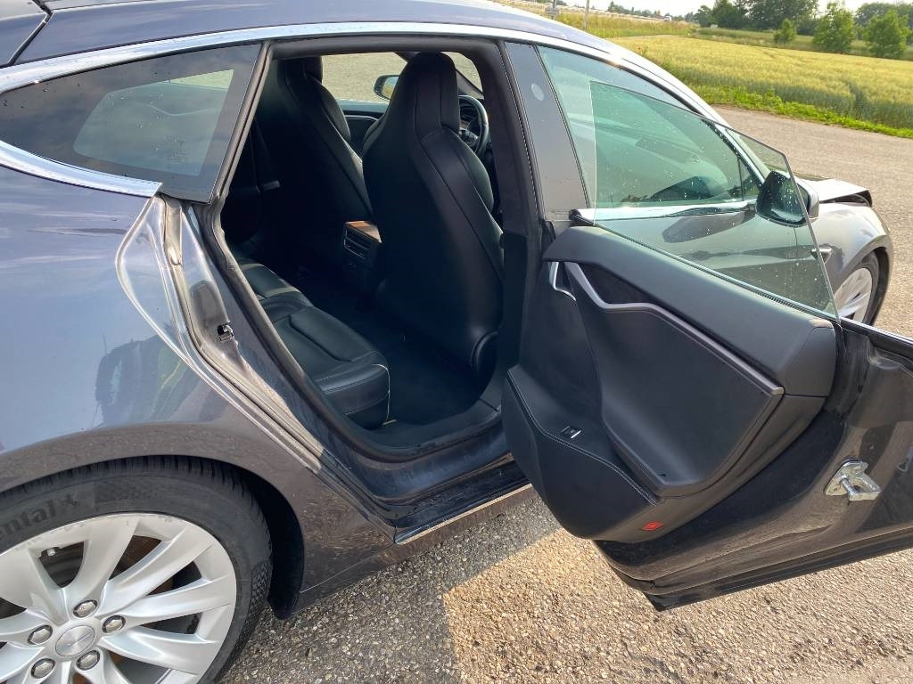 Avtomobil Tesla MODEL S 100D Carte Grise Française endommagée: slika 45