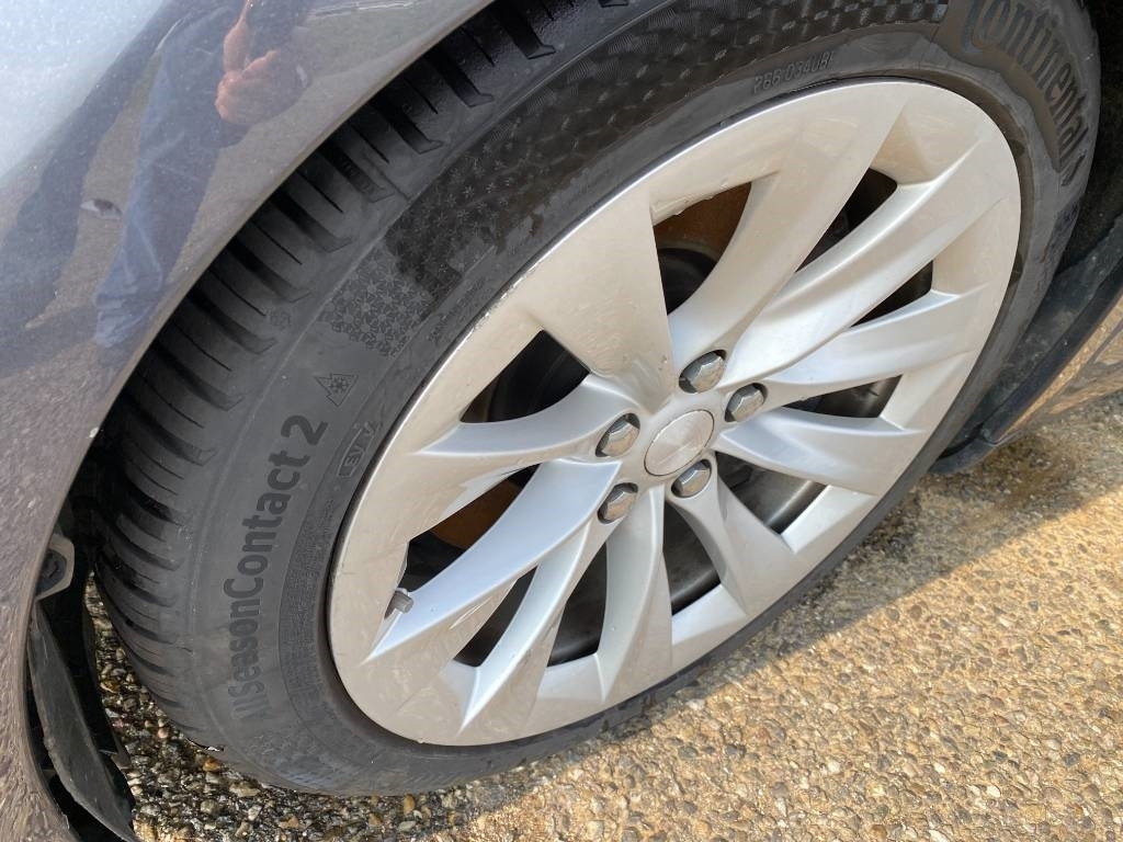 Avtomobil Tesla MODEL S 100D Carte Grise Française endommagée: slika 18