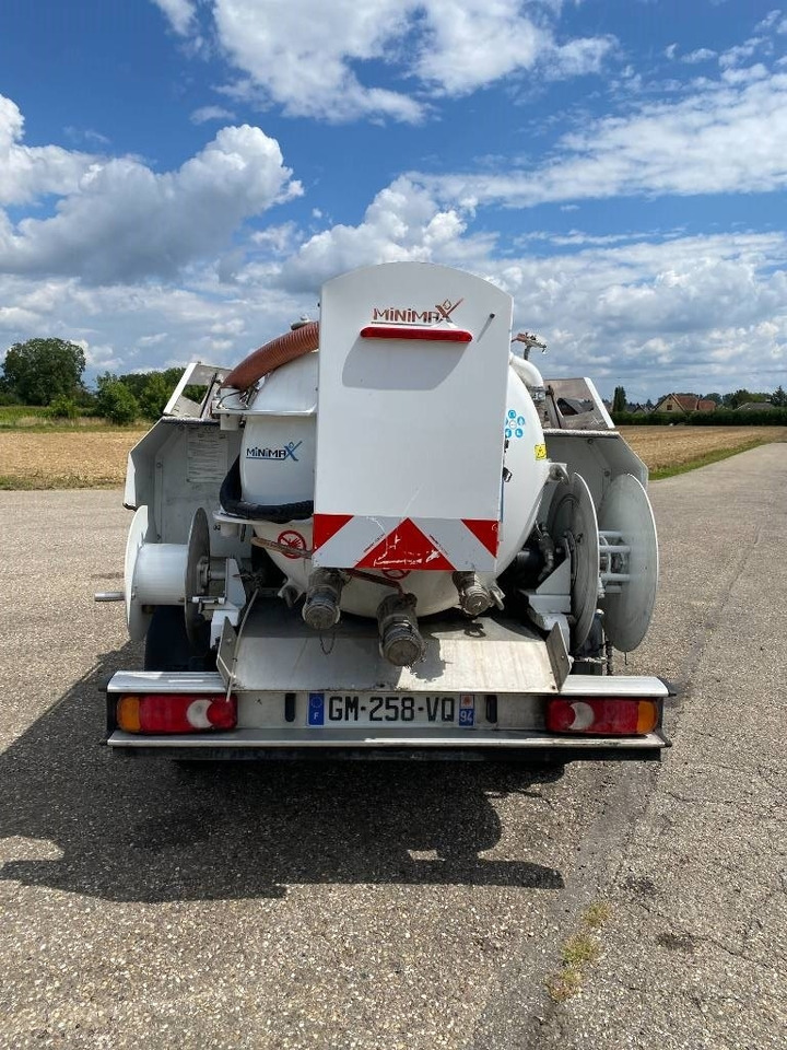 Toyota HILUX 2.4 D4D /MINIMAX COMBINE LONGWAY endommagé - Vakuumski tovornjak: slika 5 Toyota HILUX 2.4 D4D /MINIMAX COMBINE LONGWAY endommagé - Vakuumski tovornjak: slika 5