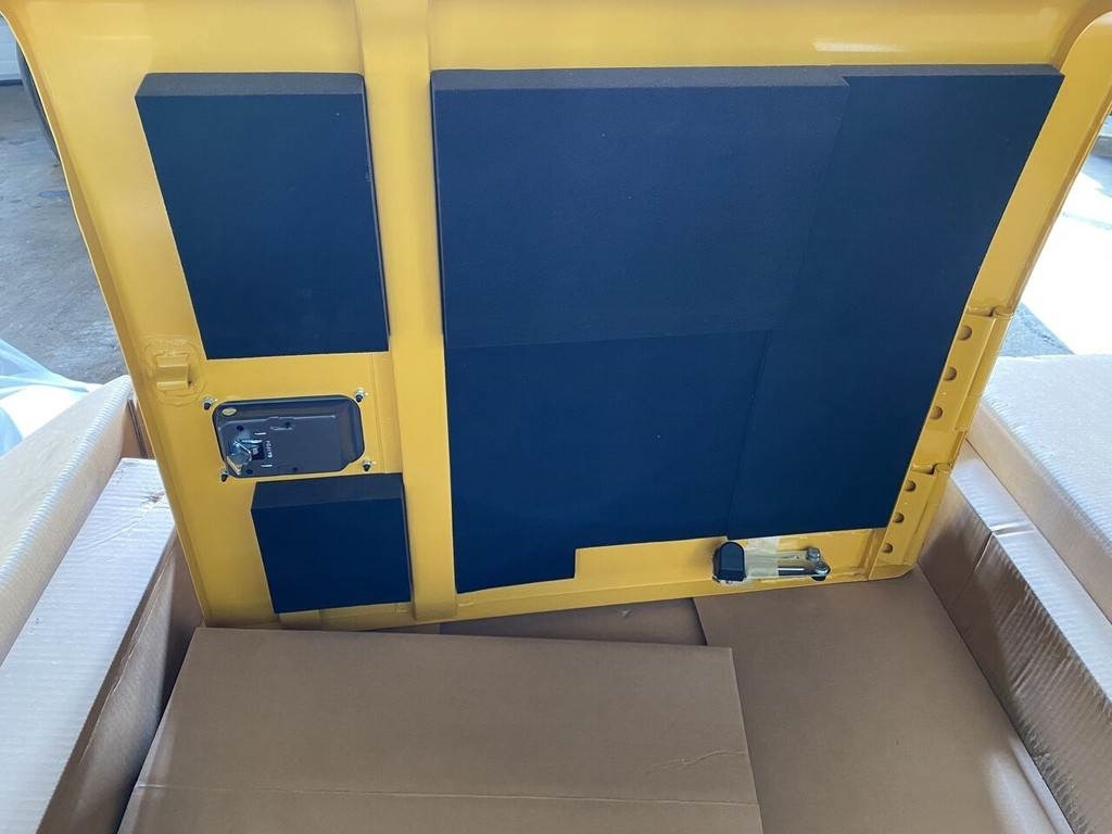 Volvo Pieces de carrosserie Neuve pour ECR 145EL - Karoserija in zunanjost za Tovornjak: slika 4 Volvo Pieces de carrosserie Neuve pour ECR 145EL - Karoserija in zunanjost za Tovornjak: slika 4