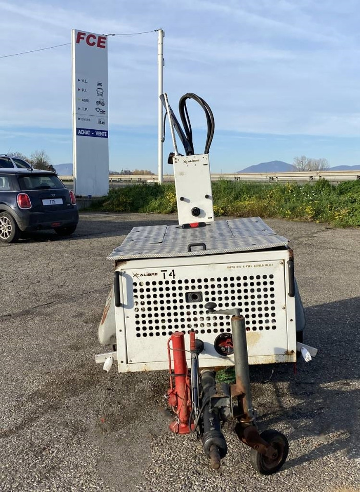 X CALIBRE T4P 1er Main endommagée - Vrtalna naprava: slika 2 X CALIBRE T4P 1er Main endommagée - Vrtalna naprava: slika 2