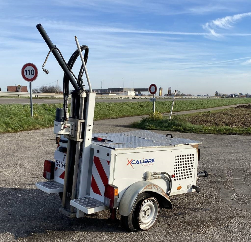 X CALIBRE T4P 1er Main endommagée - Vrtalna naprava: slika 4 X CALIBRE T4P 1er Main endommagée - Vrtalna naprava: slika 4